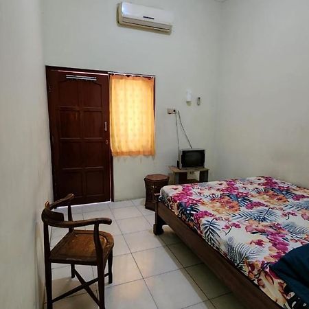 Hotel Metro Kudus Tanggulangin Ngoại thất bức ảnh