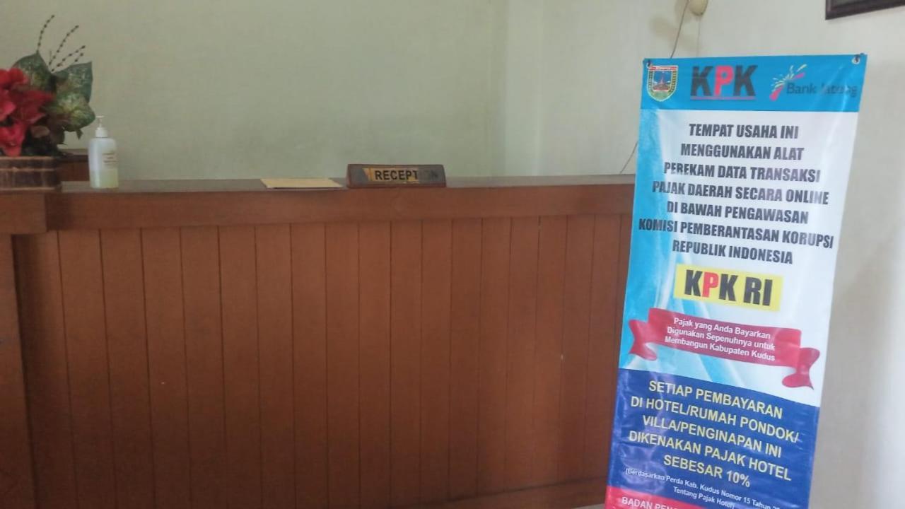Hotel Metro Kudus Tanggulangin Ngoại thất bức ảnh